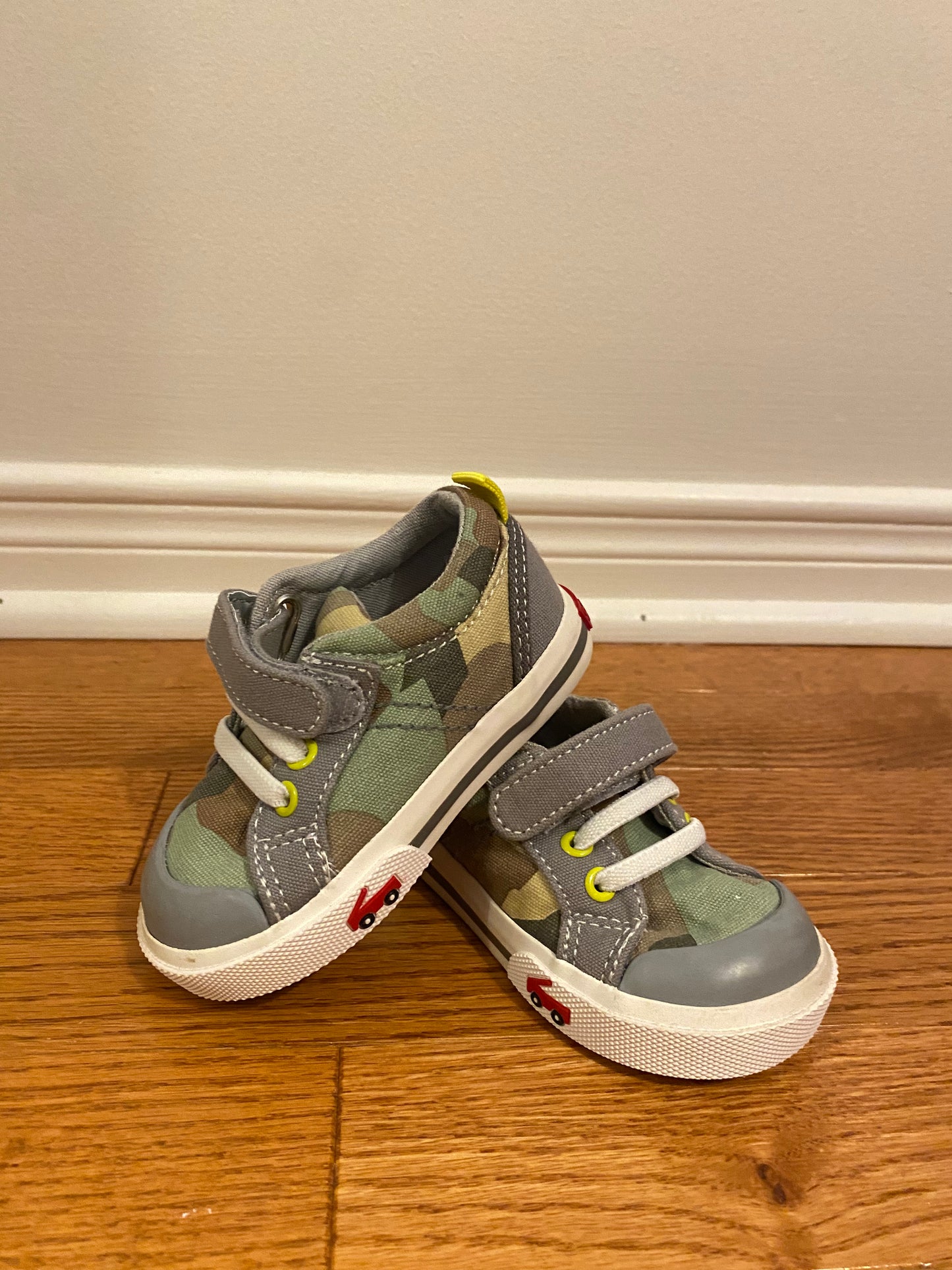 See Kai Run Sneaks - T4