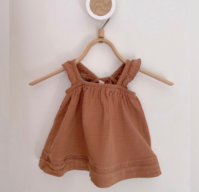 Quincy Mae Ruffle Top 0-3m