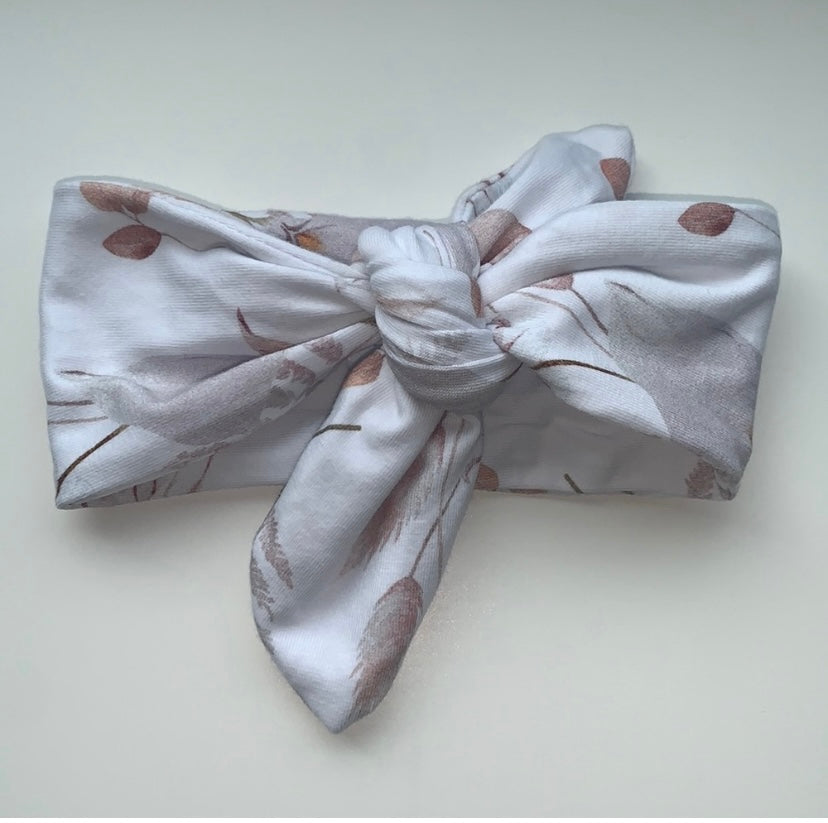 Snuggle Jacks Knotted Bow